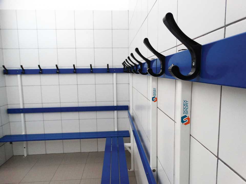 Banc de vestiaire avec crochets - Image 3