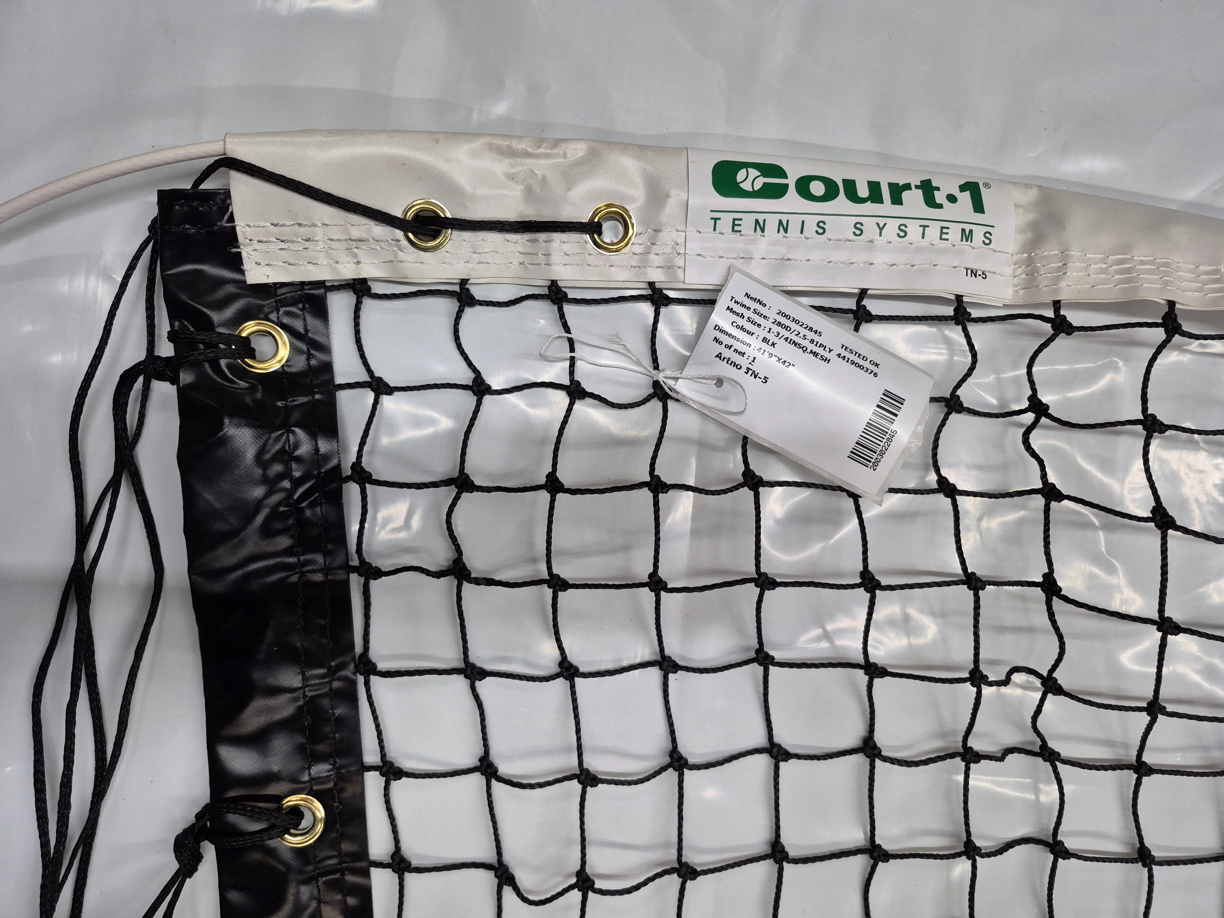 Filet de tennis noué