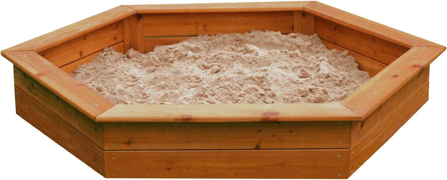 Grand bac de sable hexagonal en bois