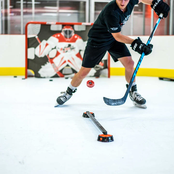 Obstacle simple pour pratiquer le maniement de rondelle en hockey - Image 2