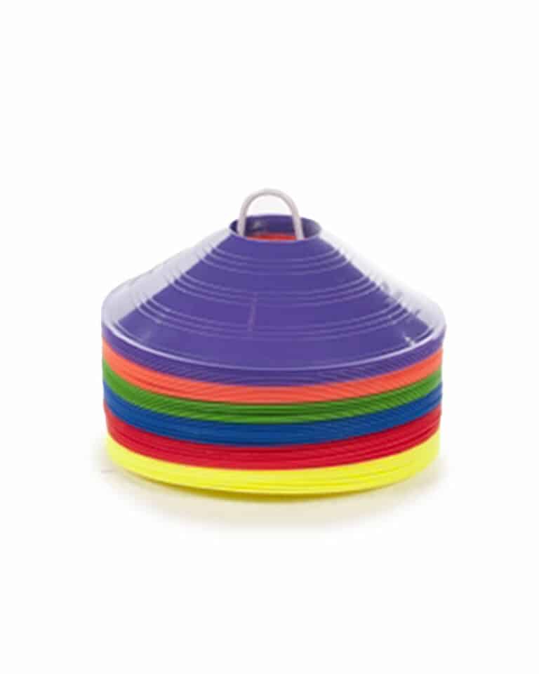 Petits cônes de plusieurs couleurs
