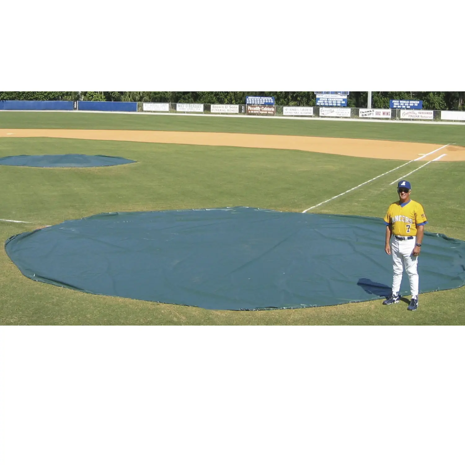 Toile pour terrain de baseball lestée